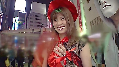 敏感マ●コのお漏らしギャルが登場高身長のキャバ嬢潮吹きセックス