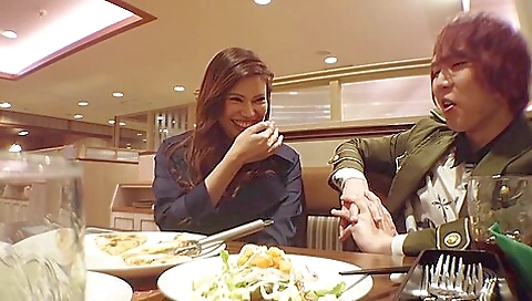 0000582 垂れ乳 騎乗位 美女などが含まれている