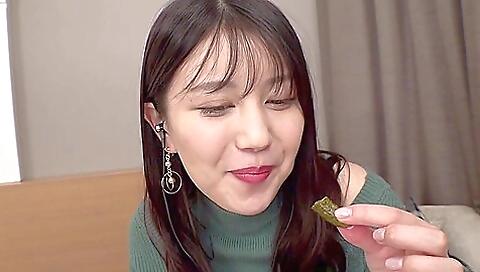 0001439 乳首舐め 口淫 クンニなどが含まれている